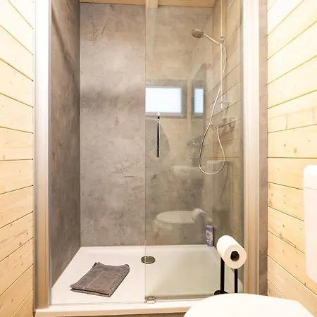 Nora Tiny House Direkt Am - Sauna - Klima Hébergement de vacances Massen-Niederlausitz
